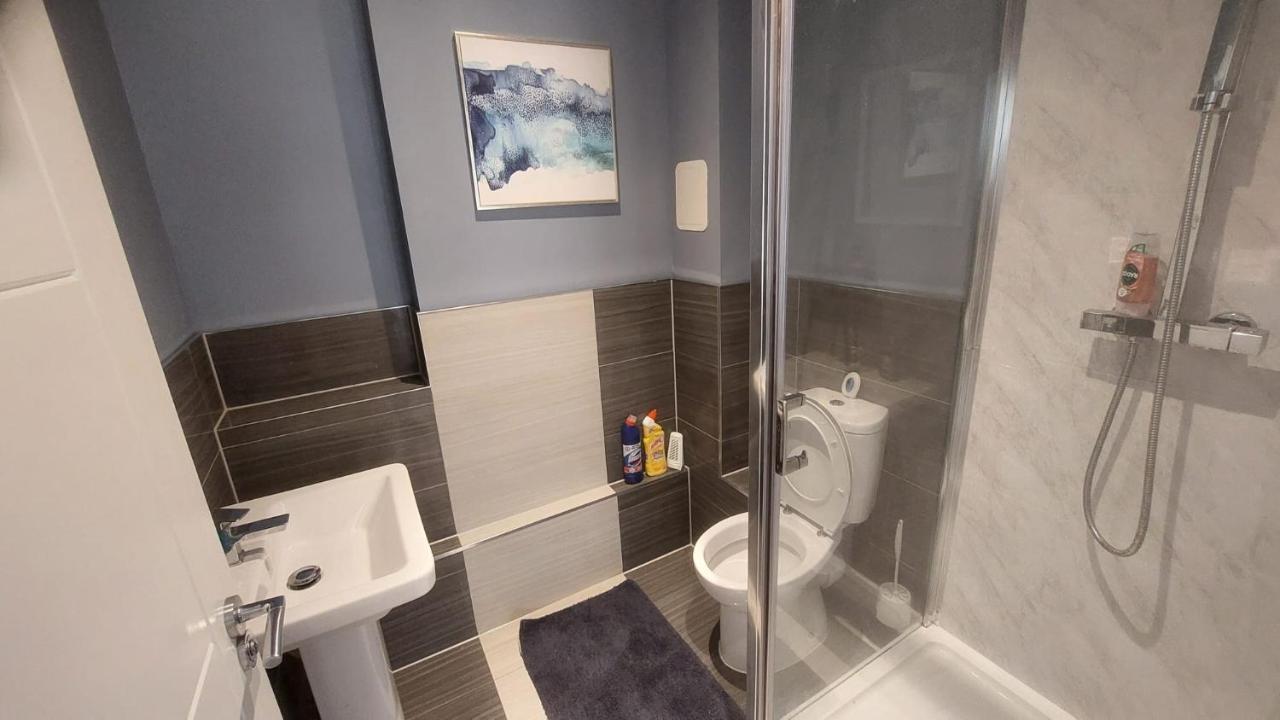 Modern Studio Maidstone - Redecorated Oct 2023 מראה חיצוני תמונה